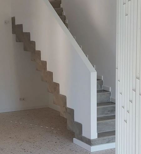 traitement escalier béton brut